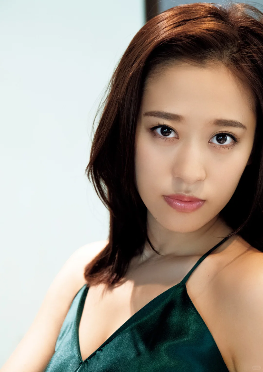 小田さくら 写真集 『 SAKURA COLOR 』