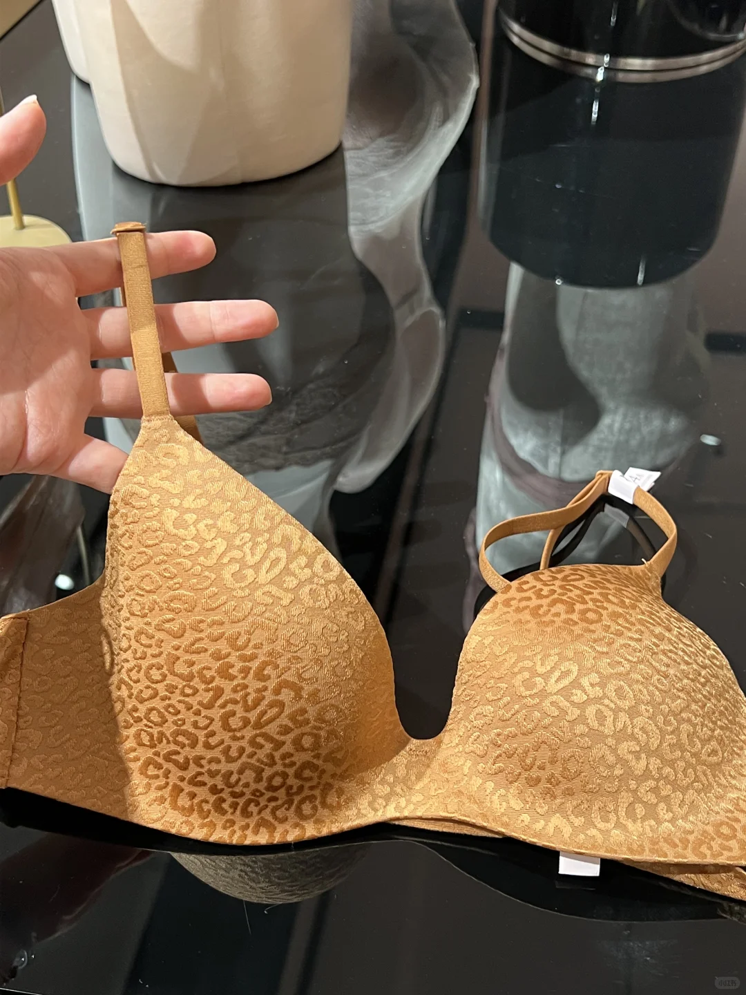 感谢维密让爷爷的老婆住上别墅