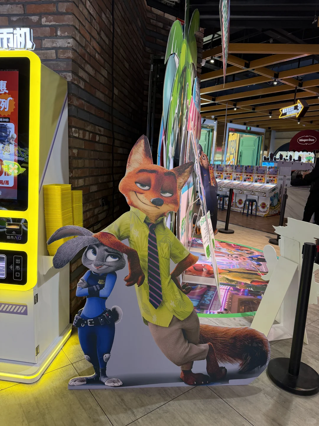 时隔九年我们又见面了🐰 迪士尼电影铁粉