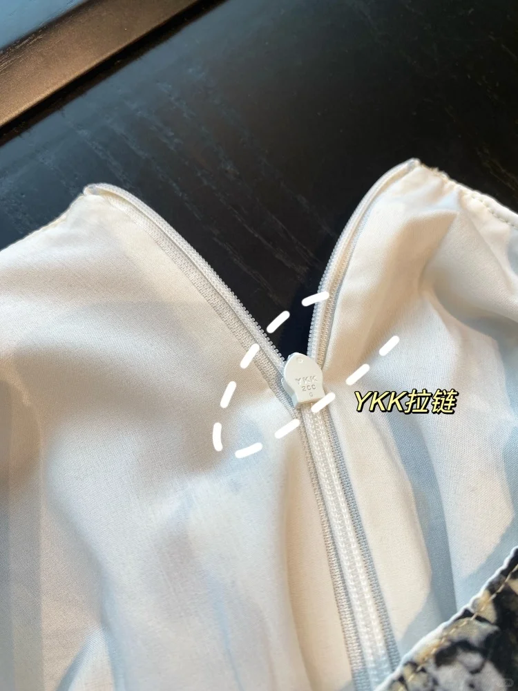 微妙勾勒出姣好的身材曲线哪个女生能够拒绝