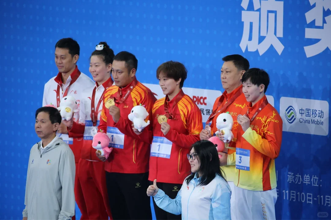 30岁女运动员仍站上领奖台