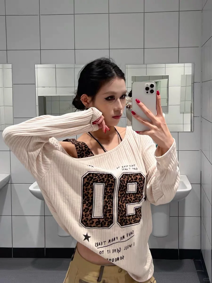 🍂早秋斜肩显瘦神器！辣妹必备～