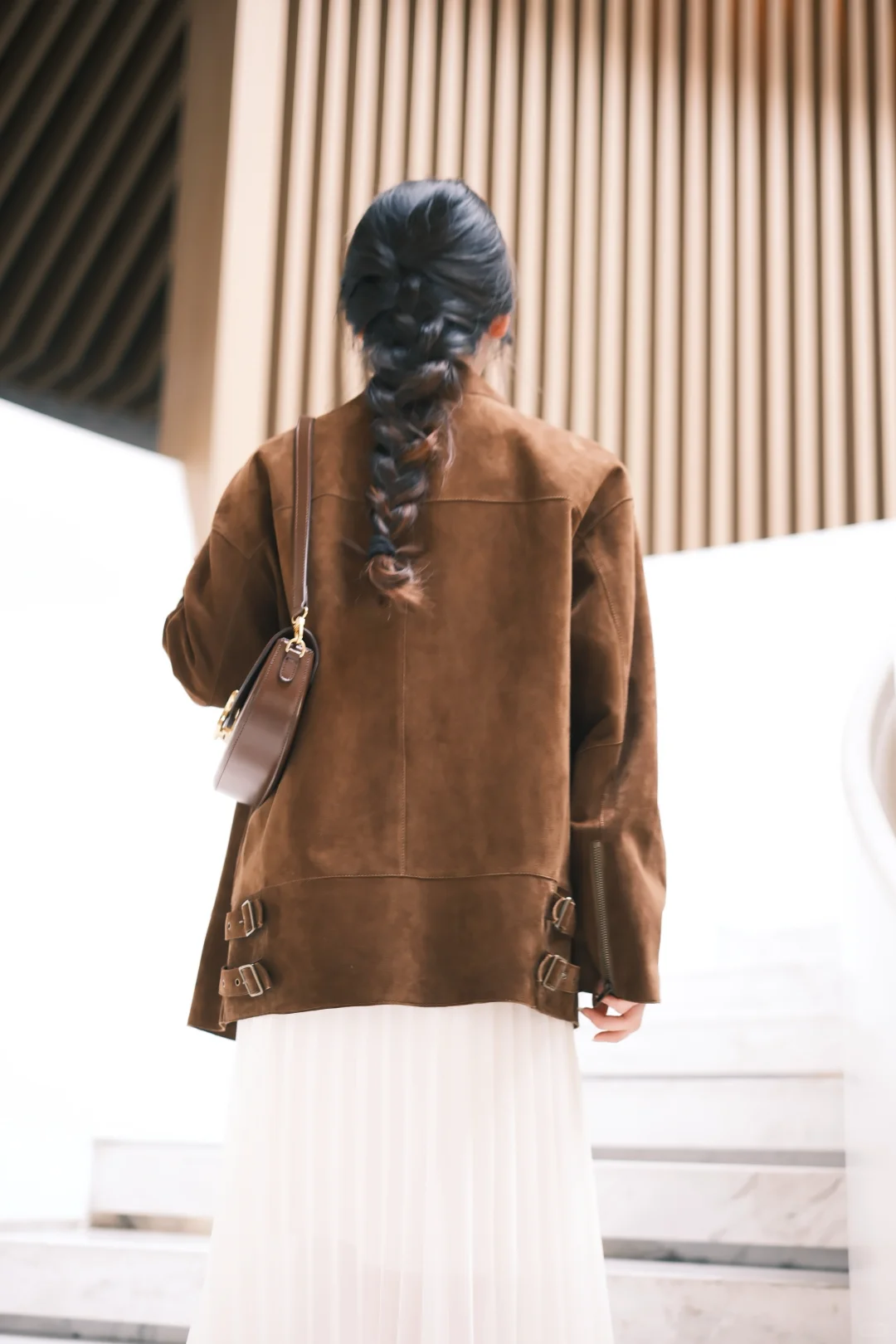 温柔艺术生🍂看艺术展的漂亮美拉德穿搭~