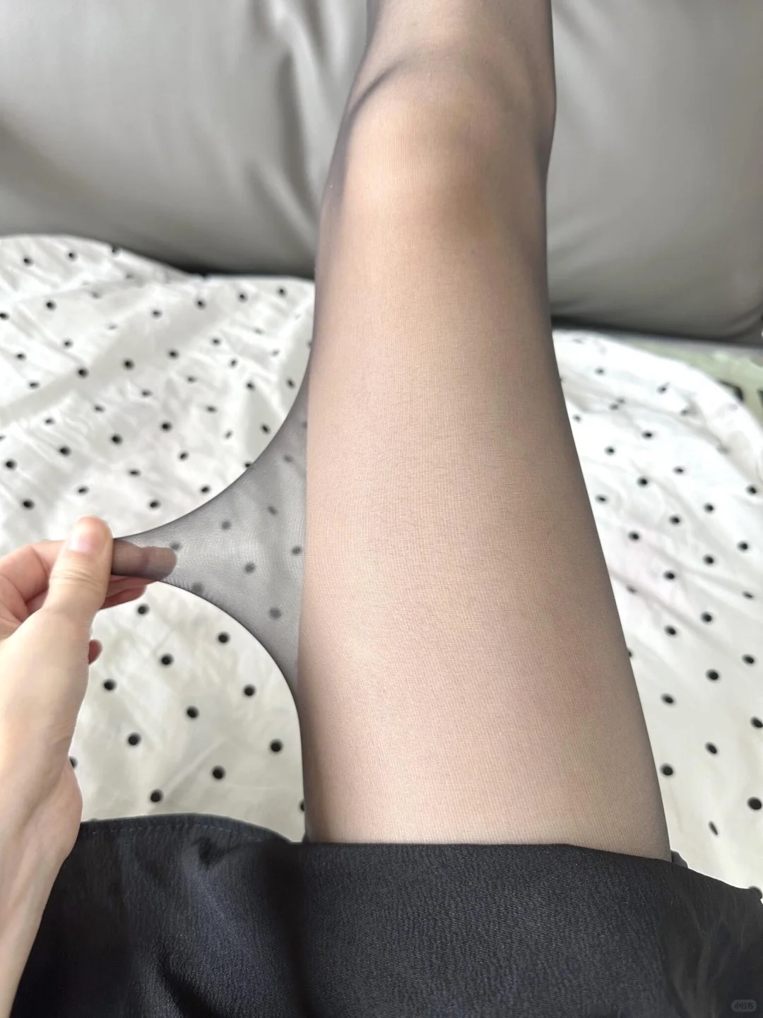 这黑丝简直了……的