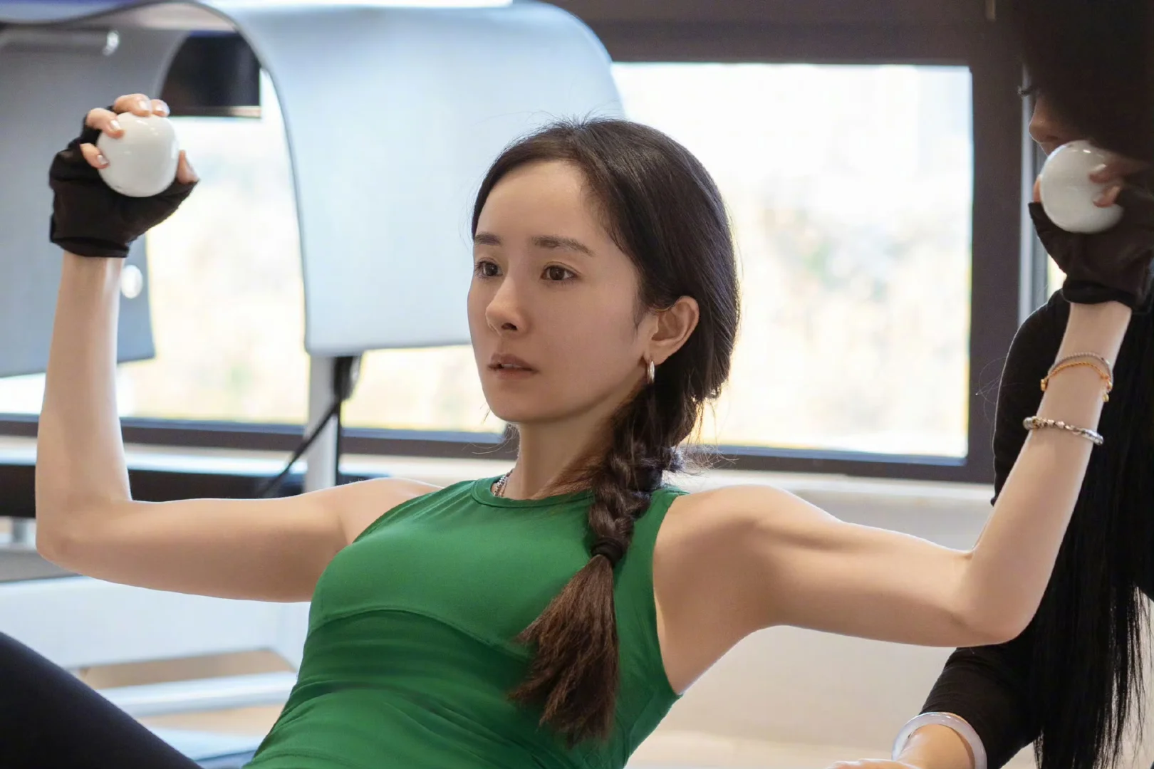 杨幂没出现的日子都在健身