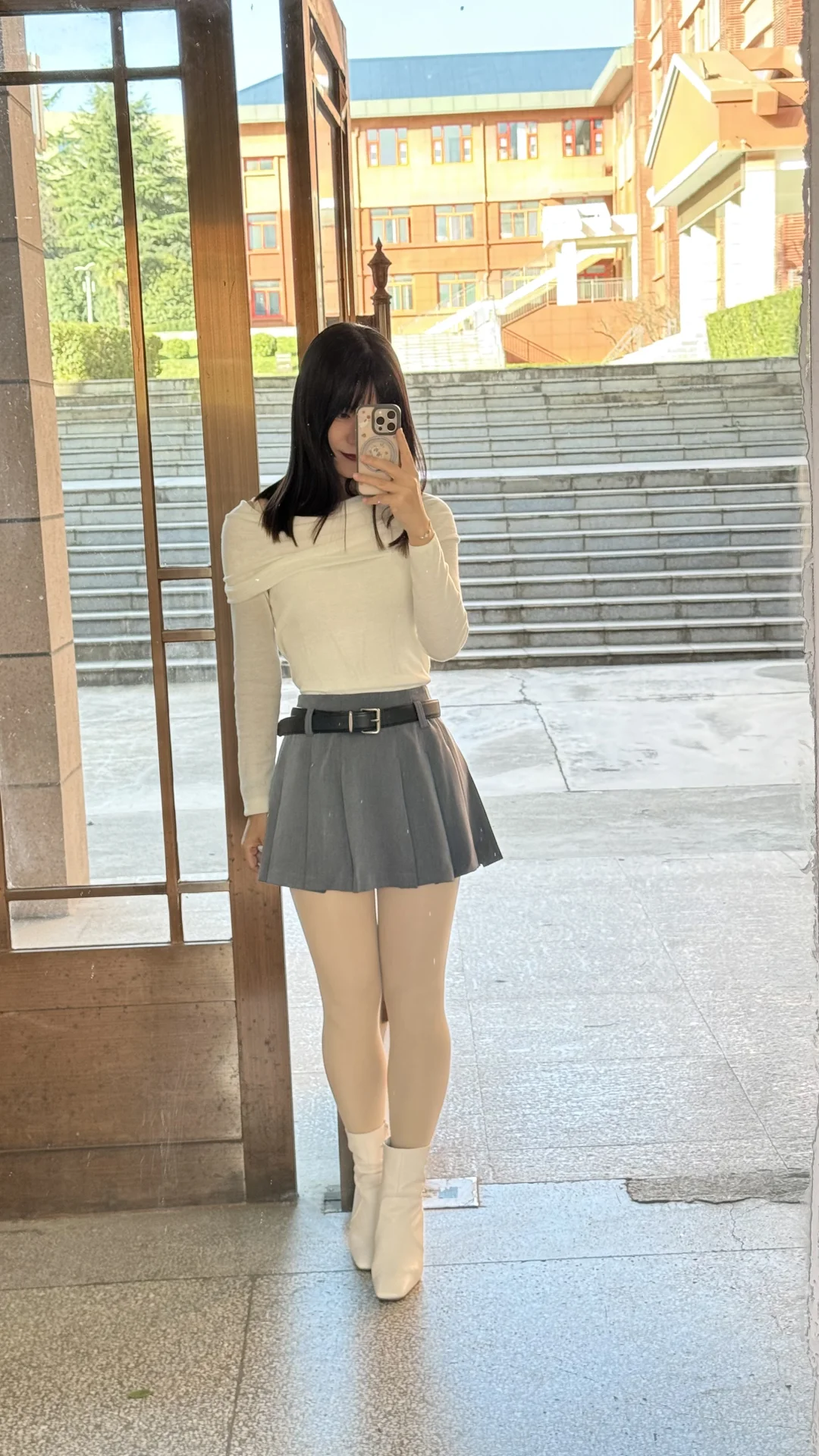 西安👩‍🏫｜短裙肉丝配长长长长长长腿