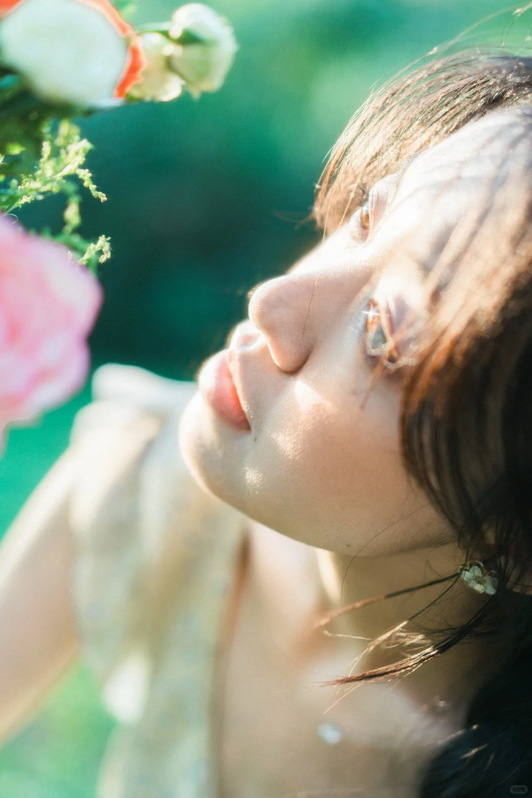 拍照吗？很自然的那种...