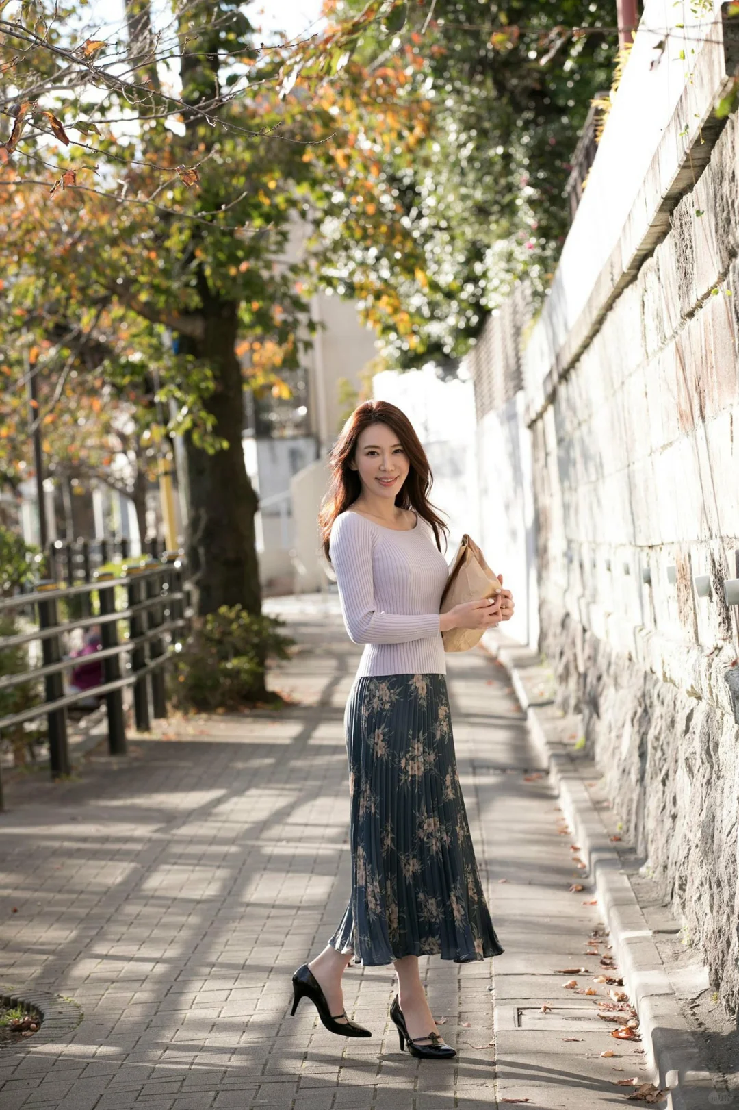 🌟文静与优雅的交织，人像摄影佳作