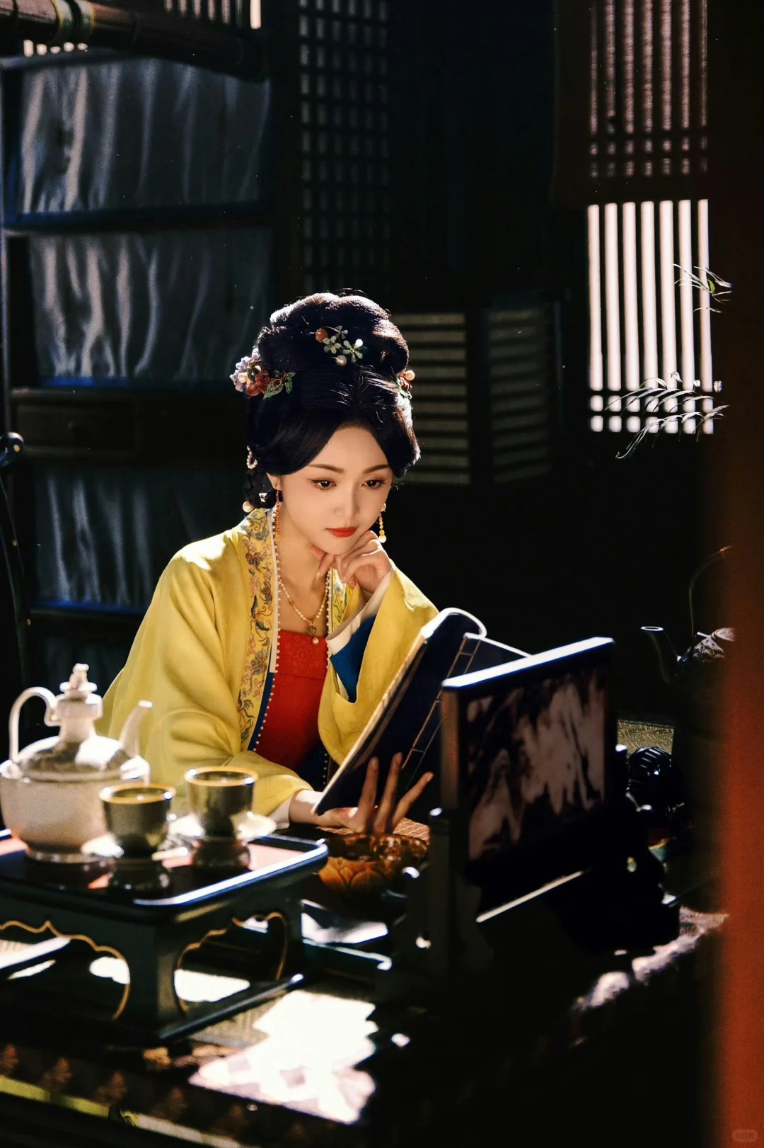 吴宣仪的古装造型和适配度比我想象中的好