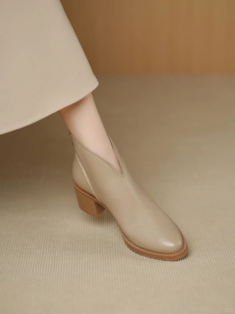 👢复古英伦风！5cm粗跟显瘦神器来啦～