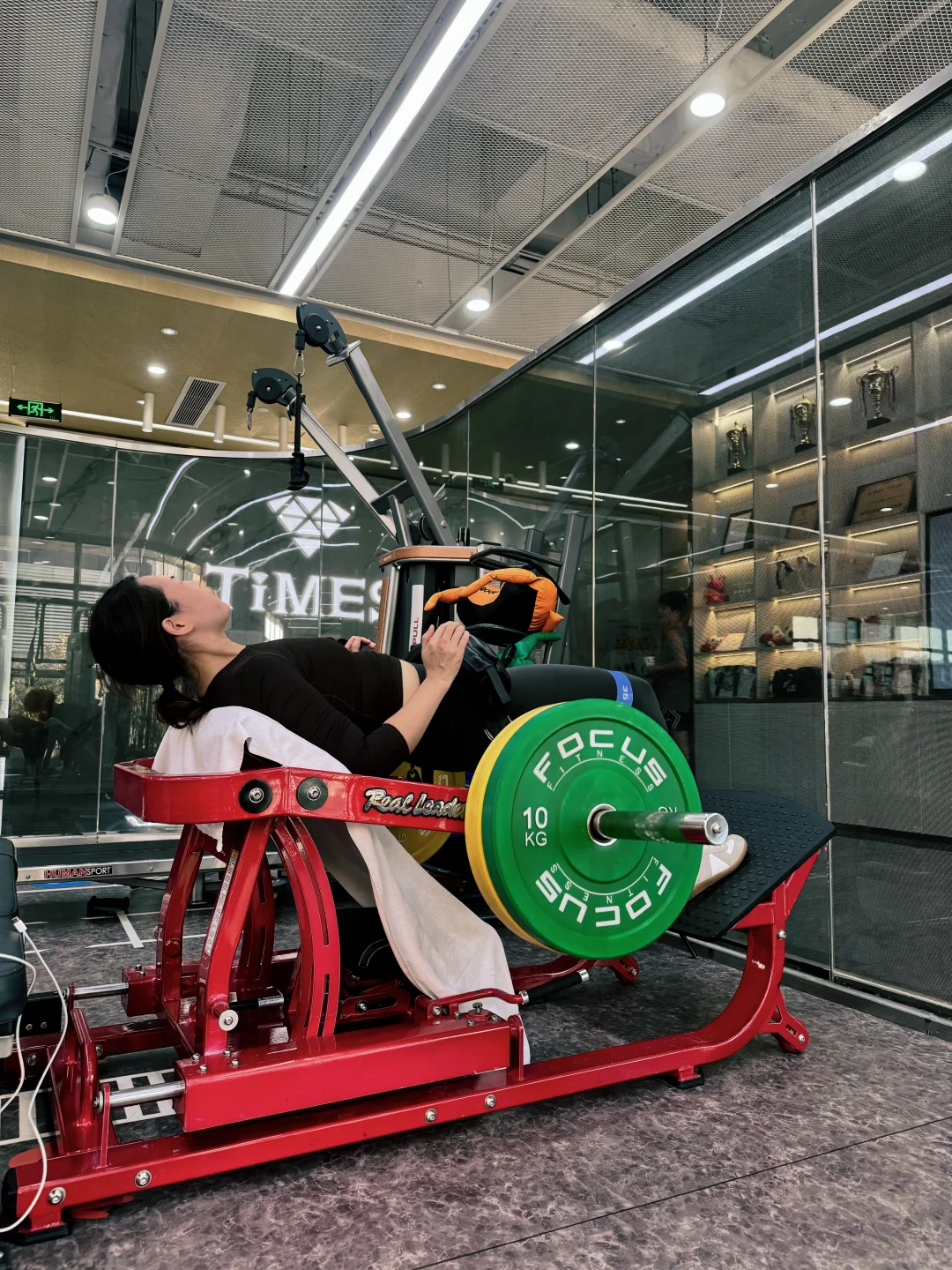 女生凭什么不能追求力量感