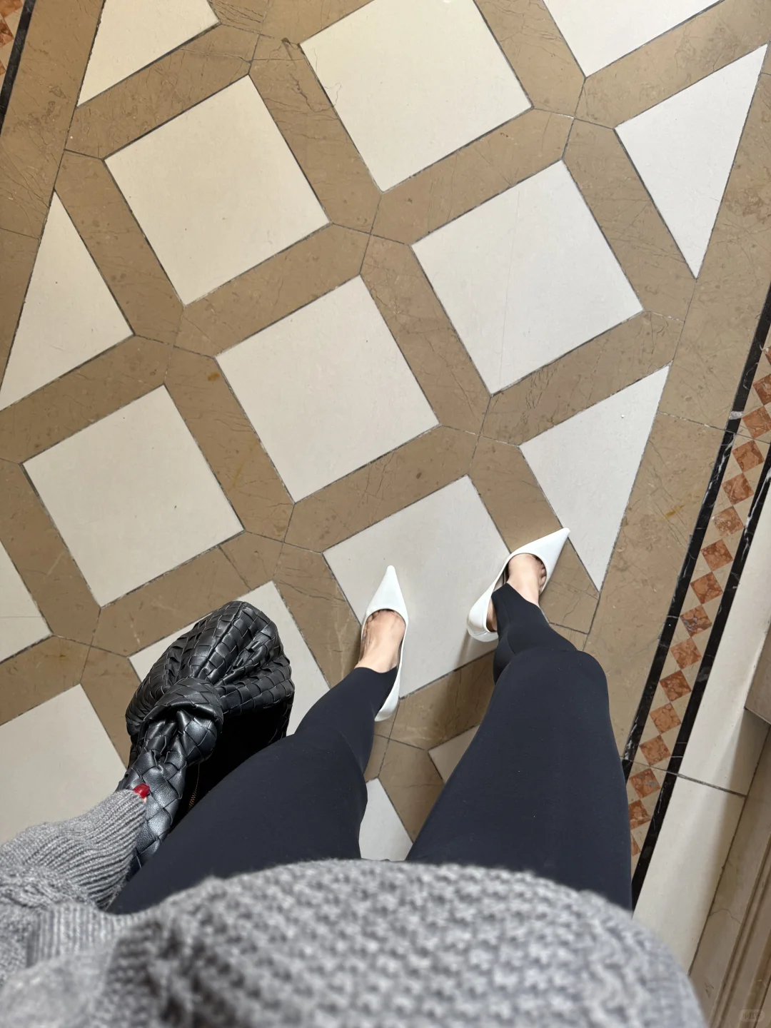 高跟鞋➕瑜伽裤绝了～好显腿长啊