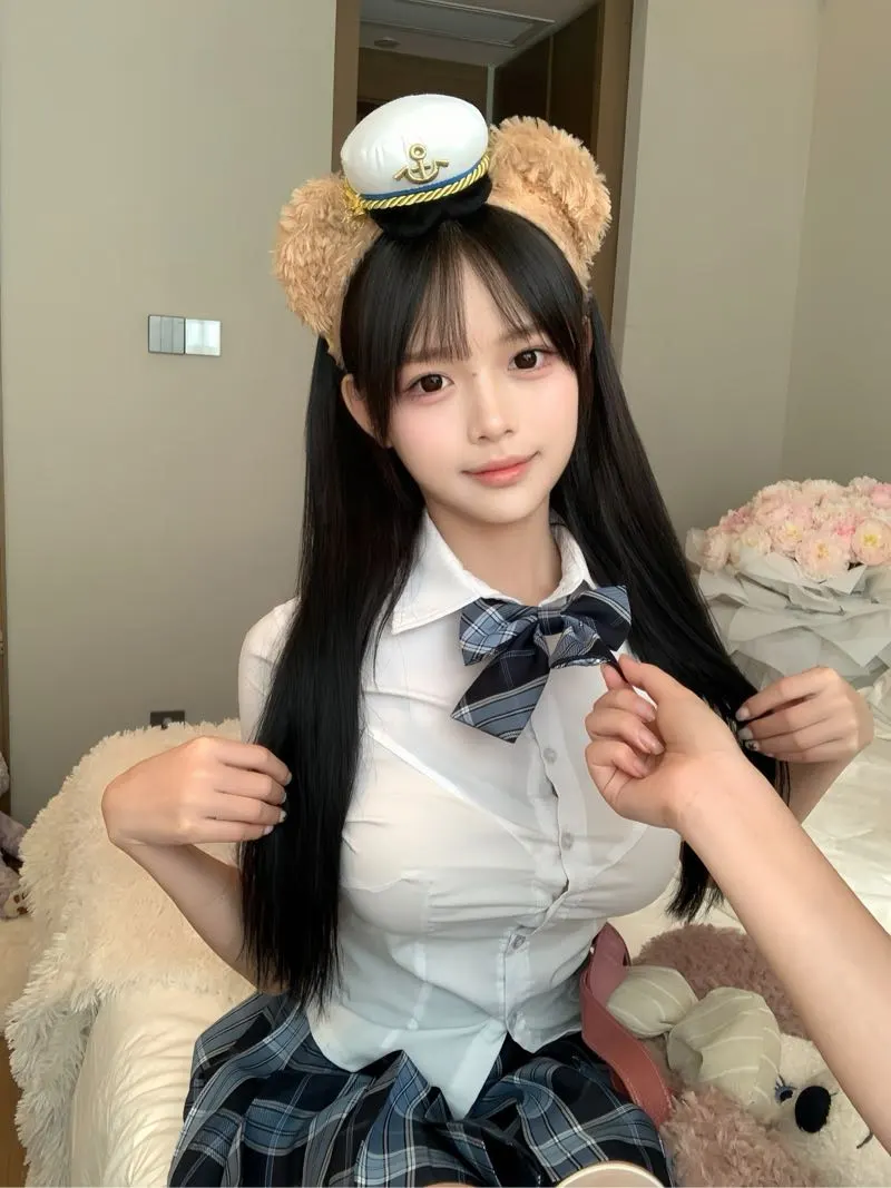 甜妹jk写真～我先看啦～沪经纪人