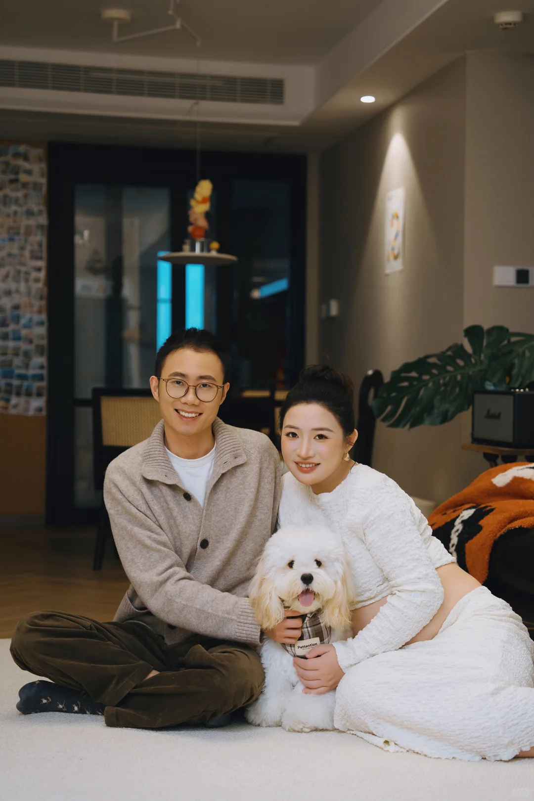 自然温馨的孕妇照当然要在家里拍啦