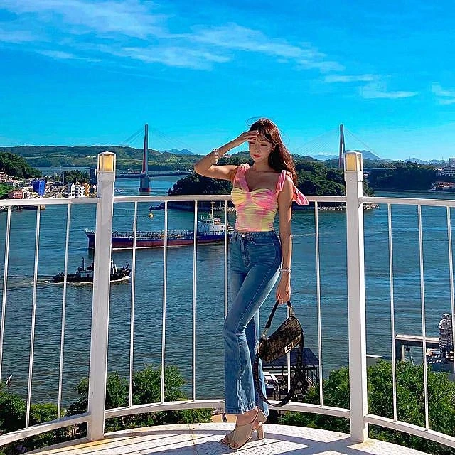 [ins美女]身材完美的大长腿女神模特写真②