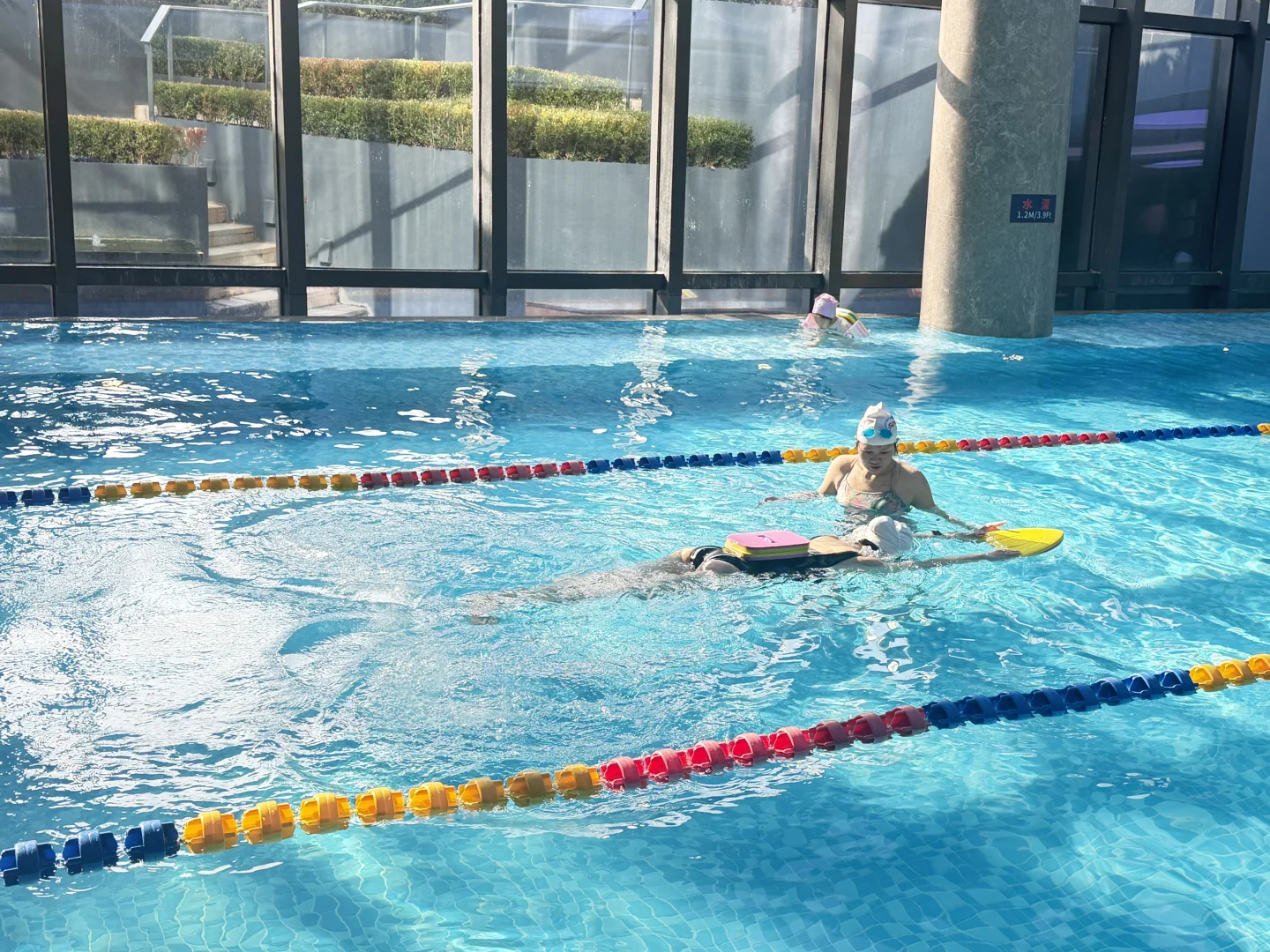 开发区游泳女教练