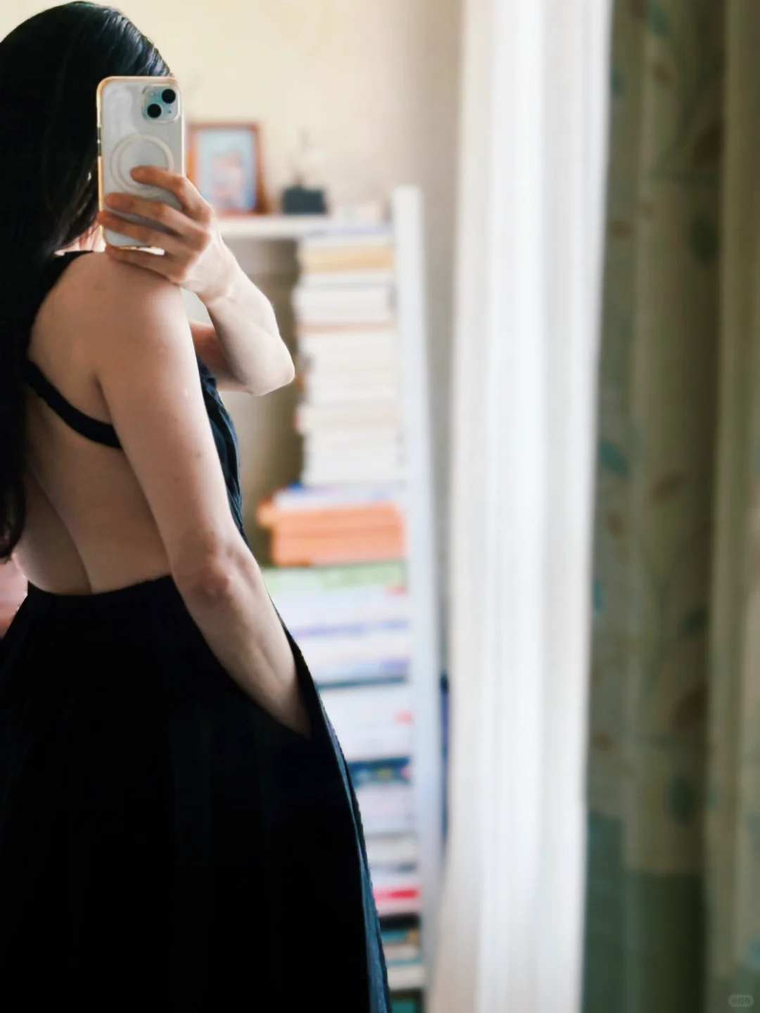 这条小黑裙深得我心～