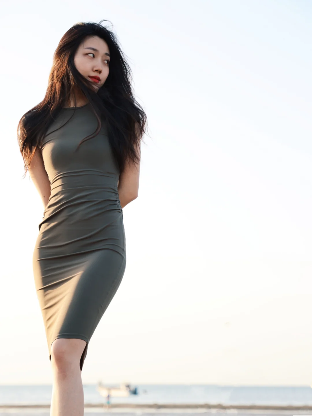 双C腰线 绝了!!!显瘦 显腰身短袖连衣裙