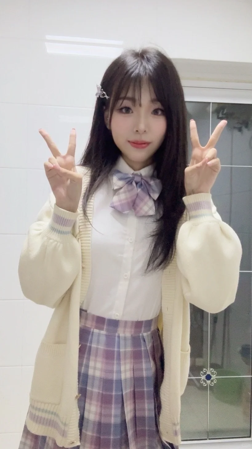 风铃纱织小姐真好看♥谁还不看鲸桑清仓直播