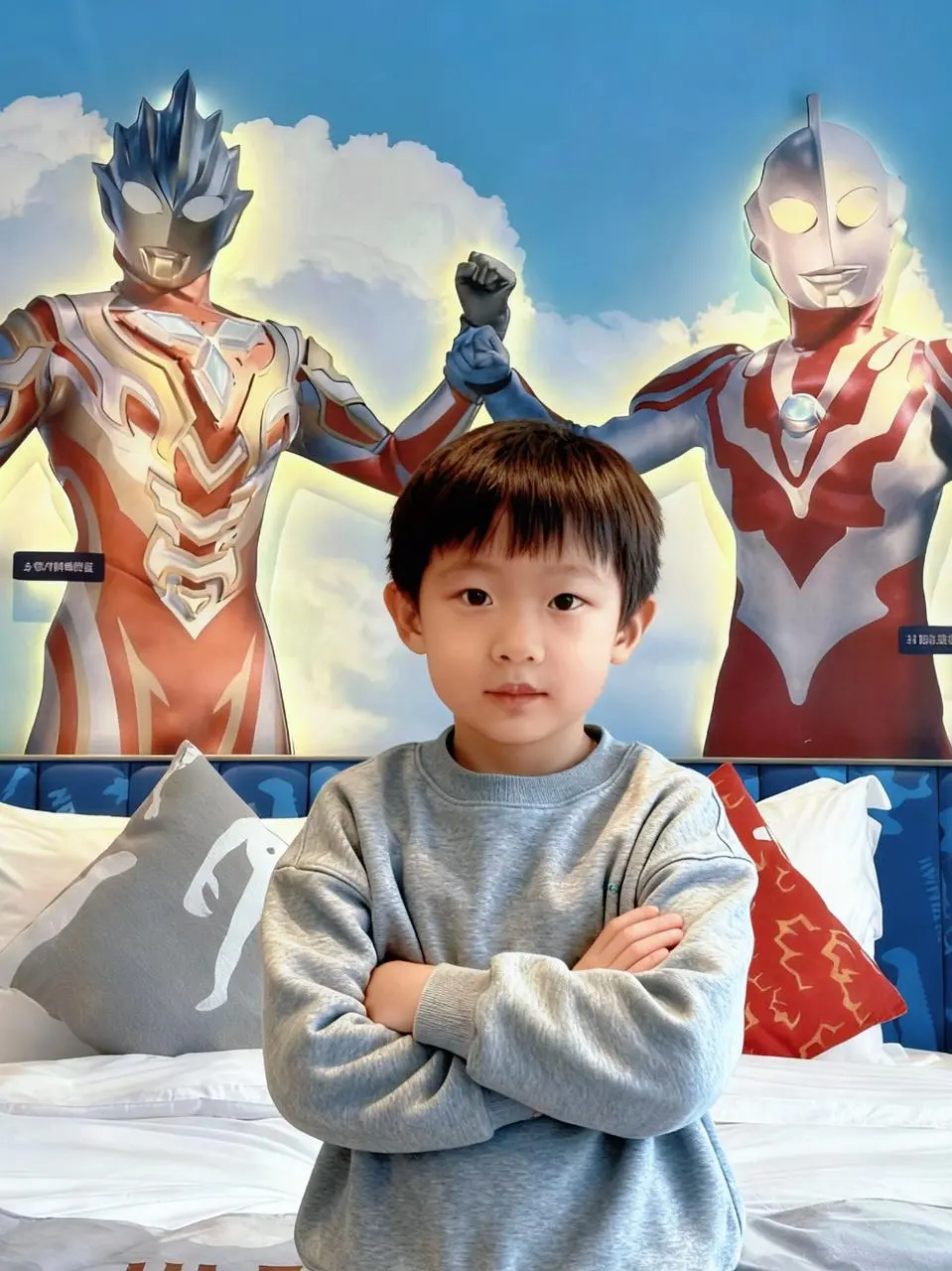 周末入住上海奥特曼酒店，带娃开启追光之旅