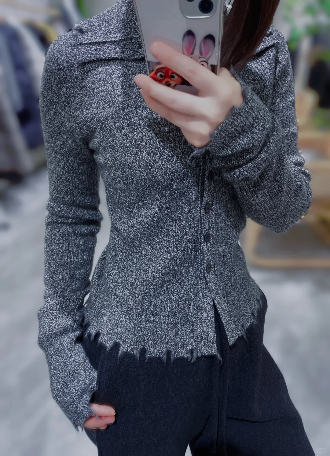绒绒的“纯欲款”毛衣