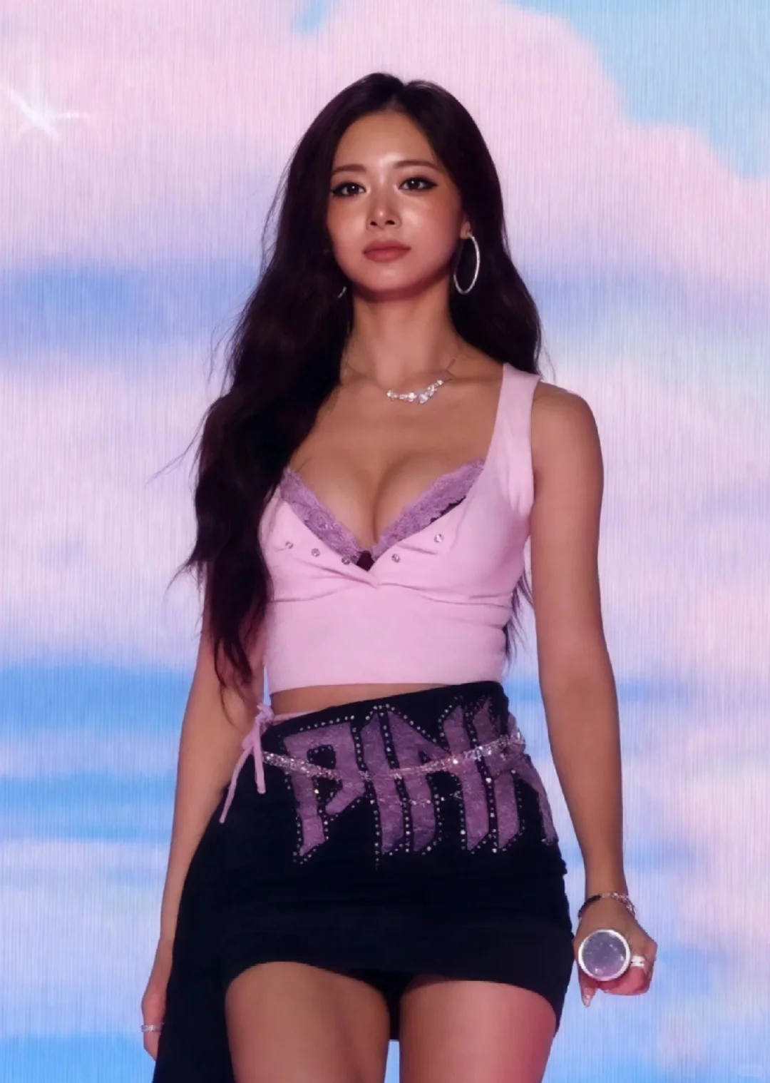 子瑜真的太美啦