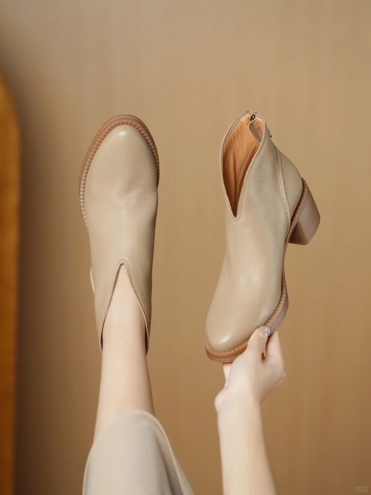 👢复古英伦风！5cm粗跟显瘦神器来啦～