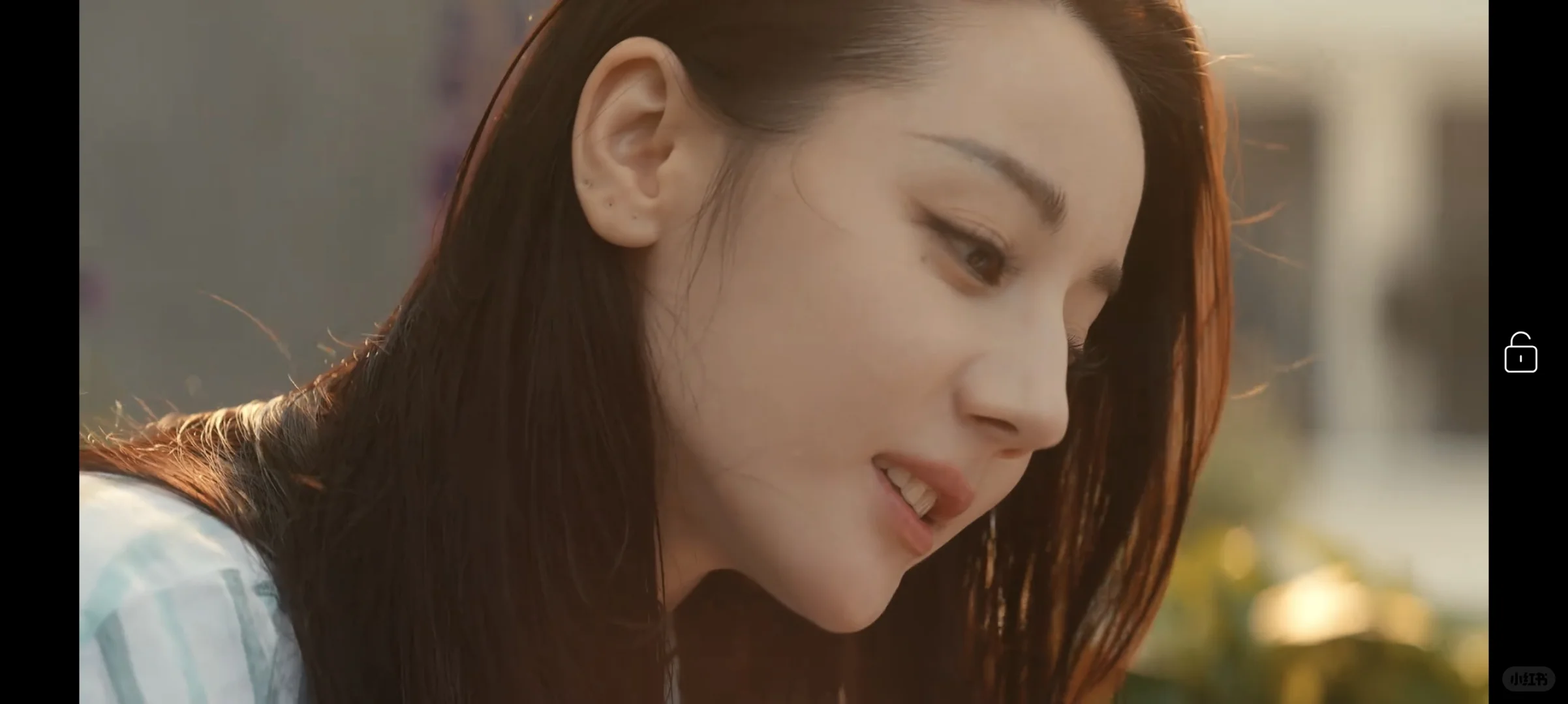 热热这张伟大的脸😭