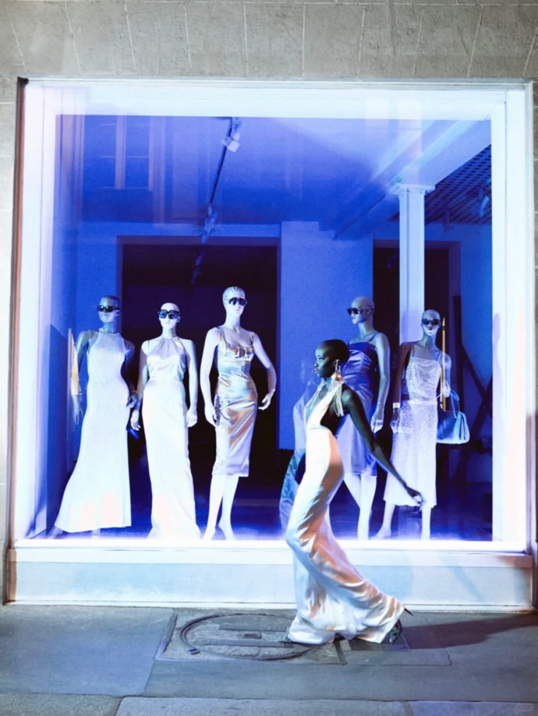 Anok Yai大战塑料假模特