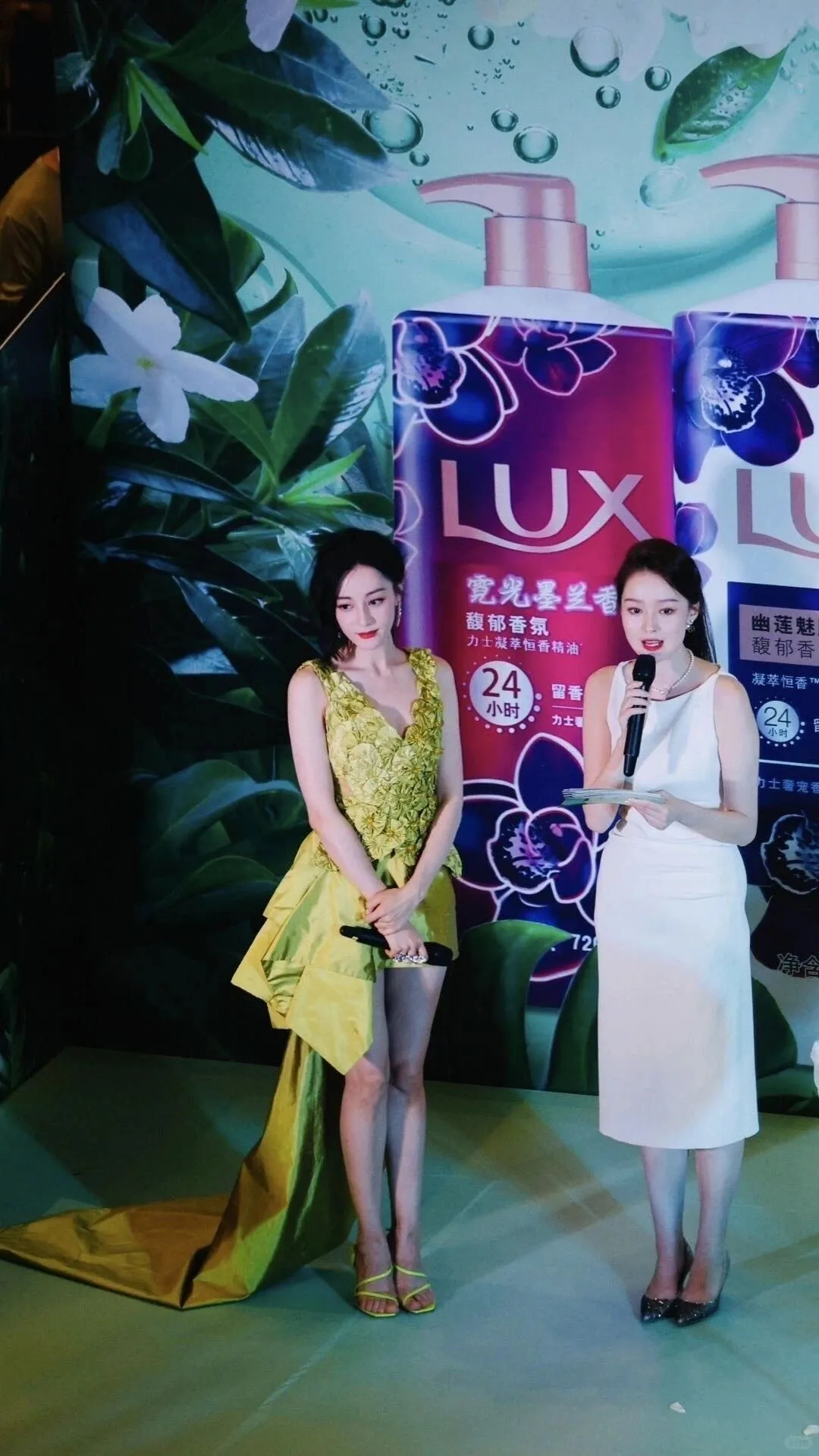 迪丽热巴生图身材曲线绝美