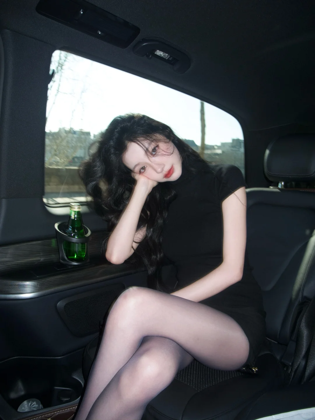 易梦玲黑丝美腿