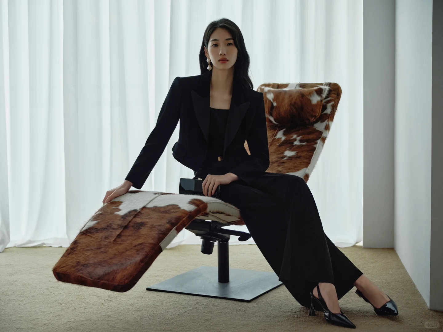 PAraS MODEL | 刘何枝梓