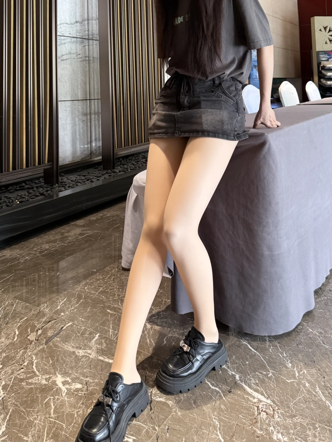 果然只有女生才懂这条光腿神器的含金量！ 今