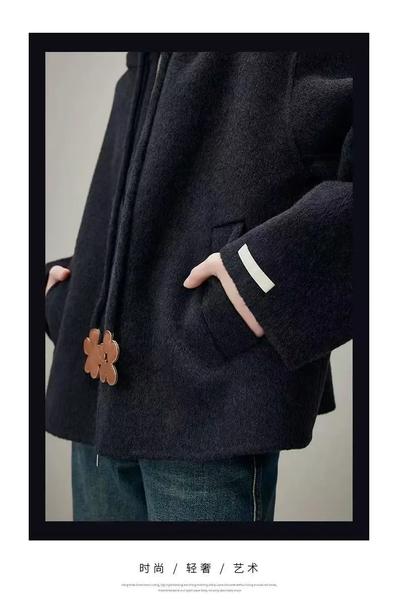 🧥连帽拉链设计，休闲又时髦！