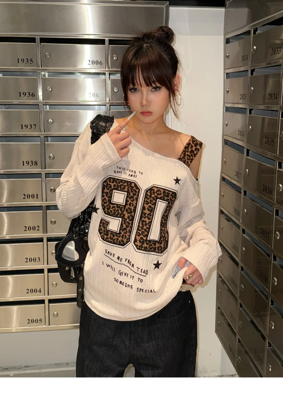 🍂早秋斜肩显瘦神器！辣妹必备～