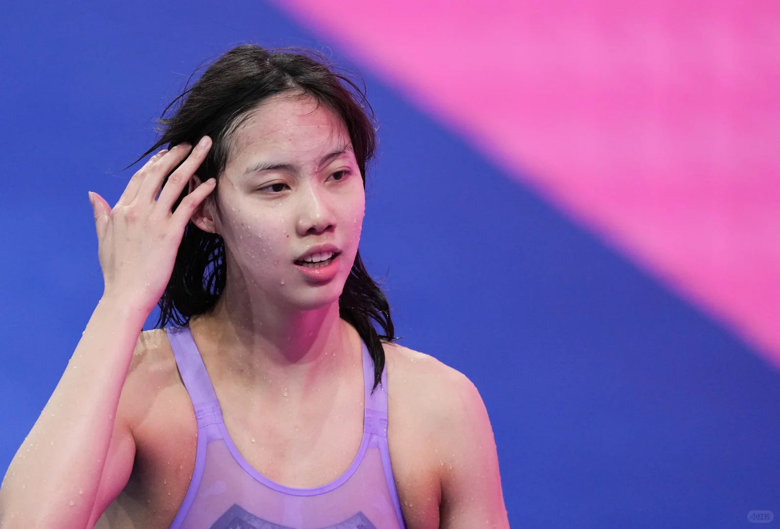 心中有火，眼里有光。