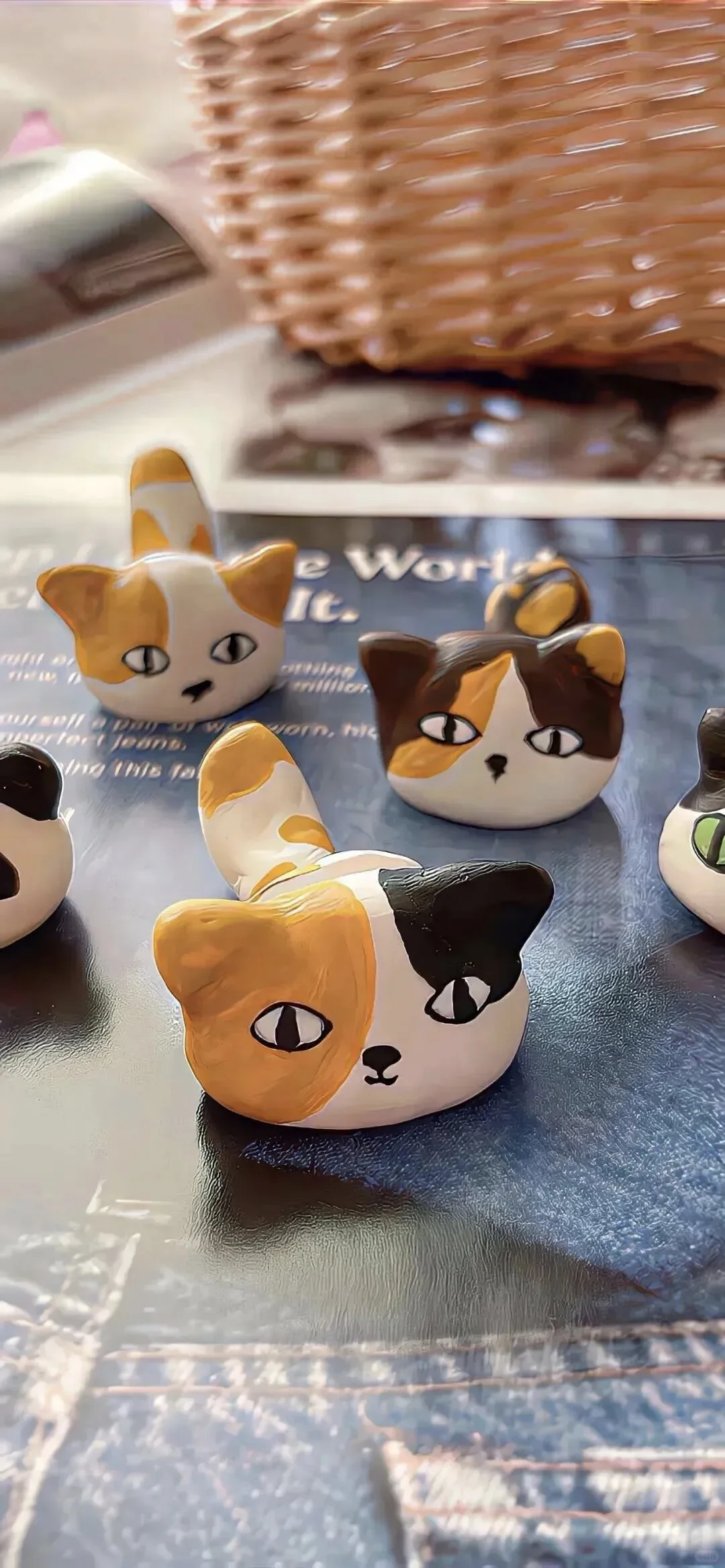 ins风小众氛围感壁纸分享:-$