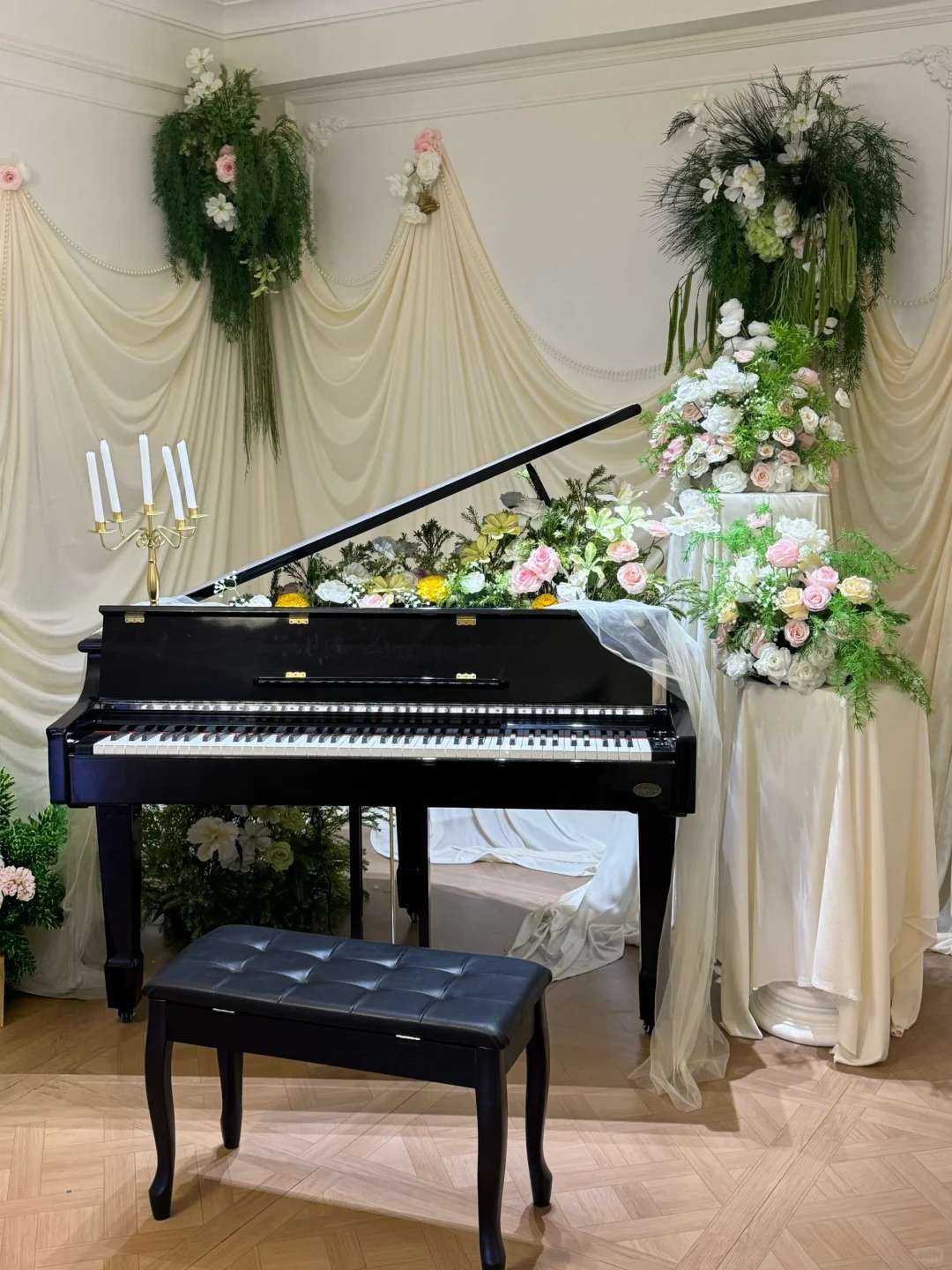 周末就喜欢穿包臀裙