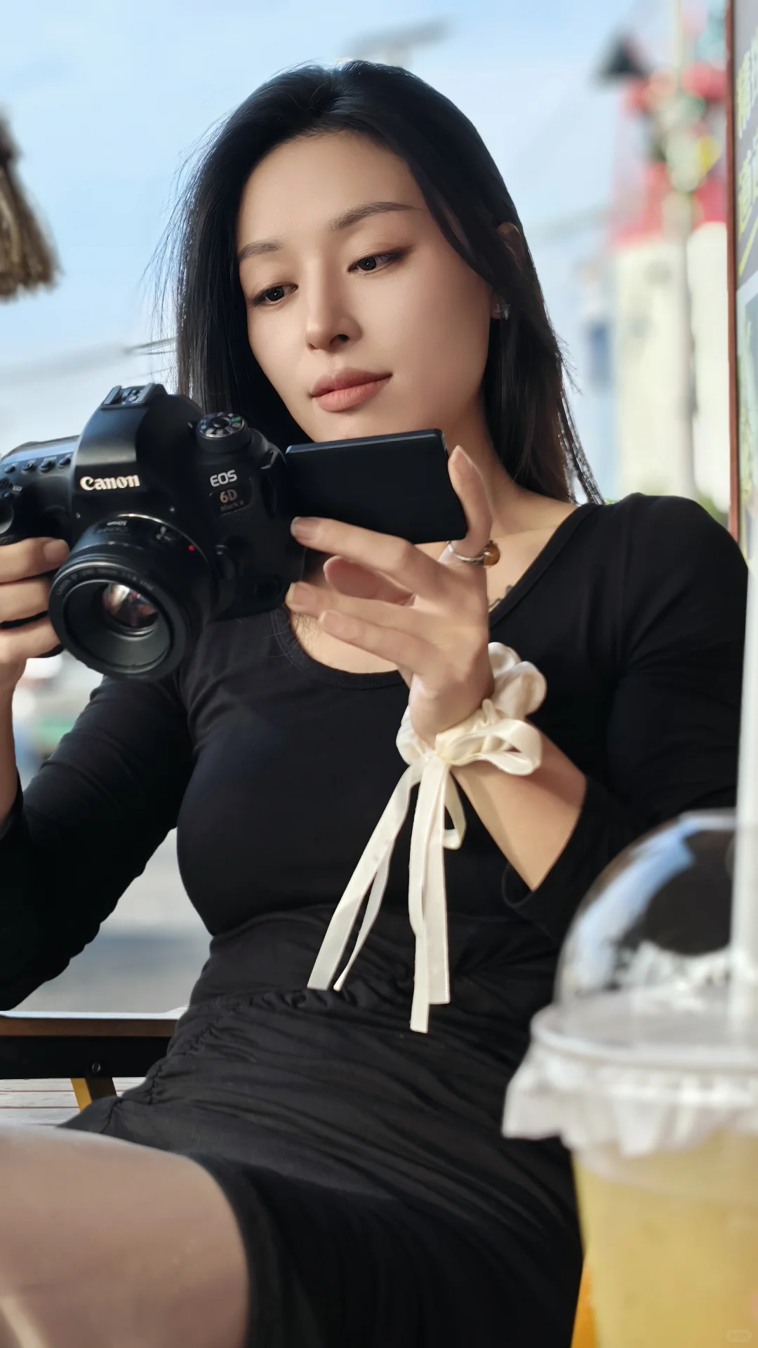 吹到她的风里，都带着春天的味道🌸