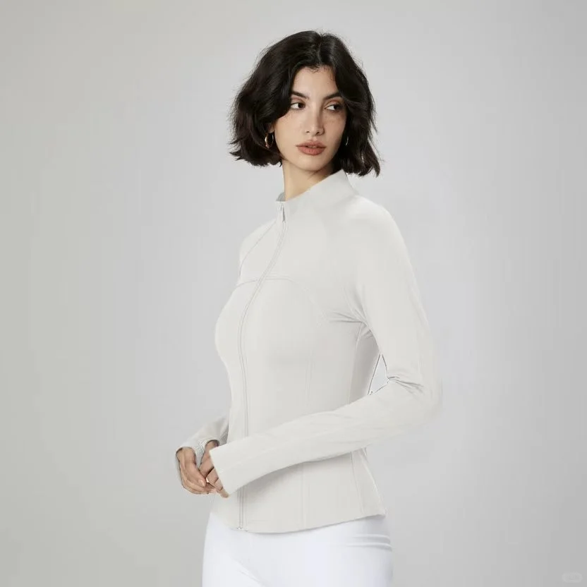 谁能拒绝一身奶fufu的瑜伽服啊！