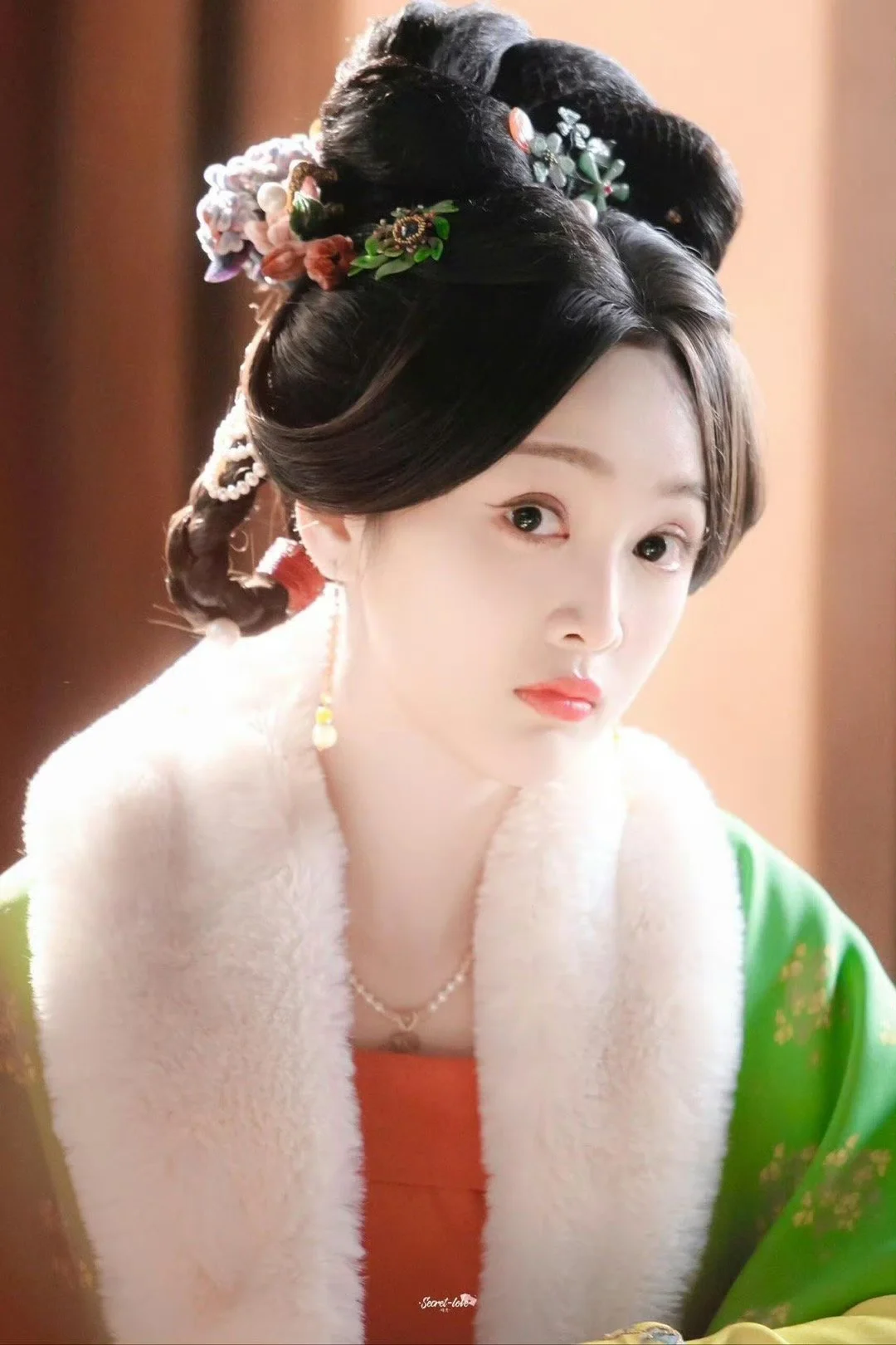 吴宣仪的古装造型和适配度比我想象中的好