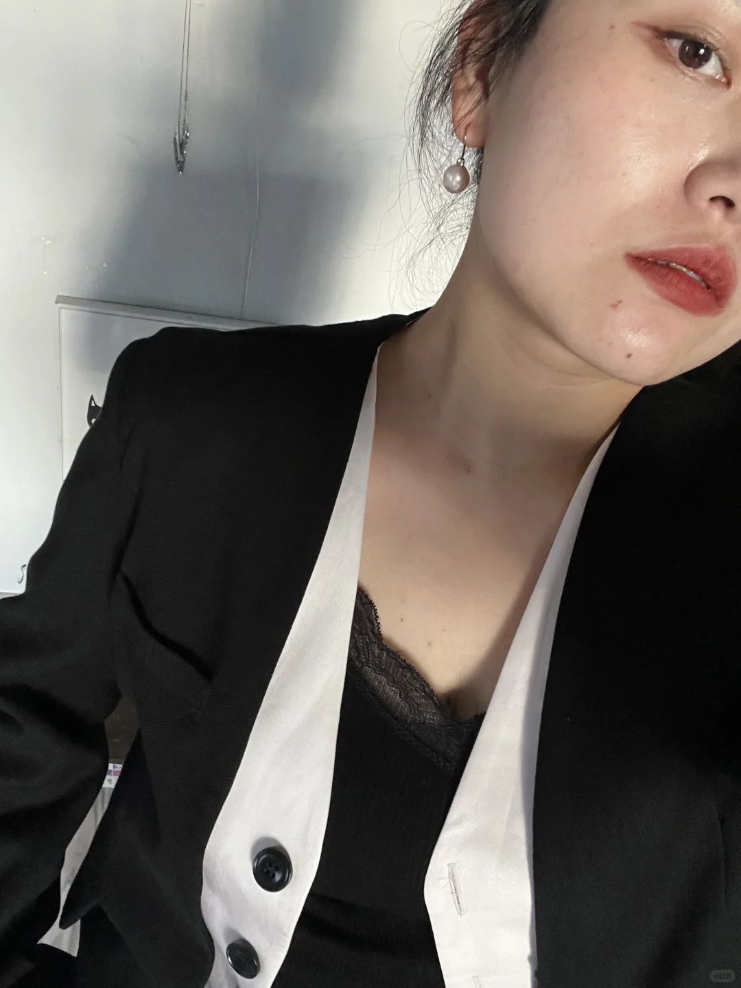 山东的，不丑，也不瘦，30多岁…