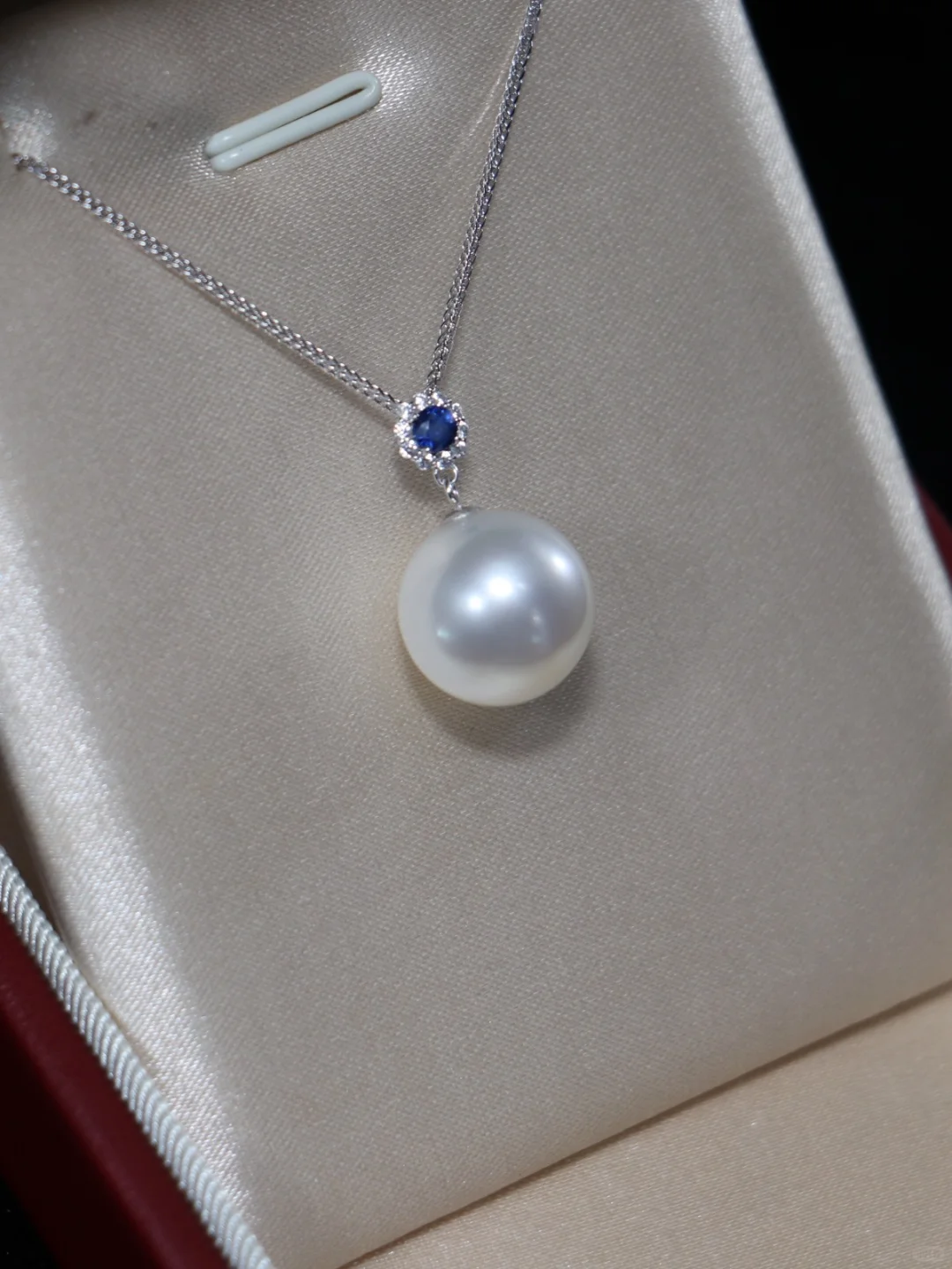 当蓝宝石遇到澳白，真的太惊艳啦~