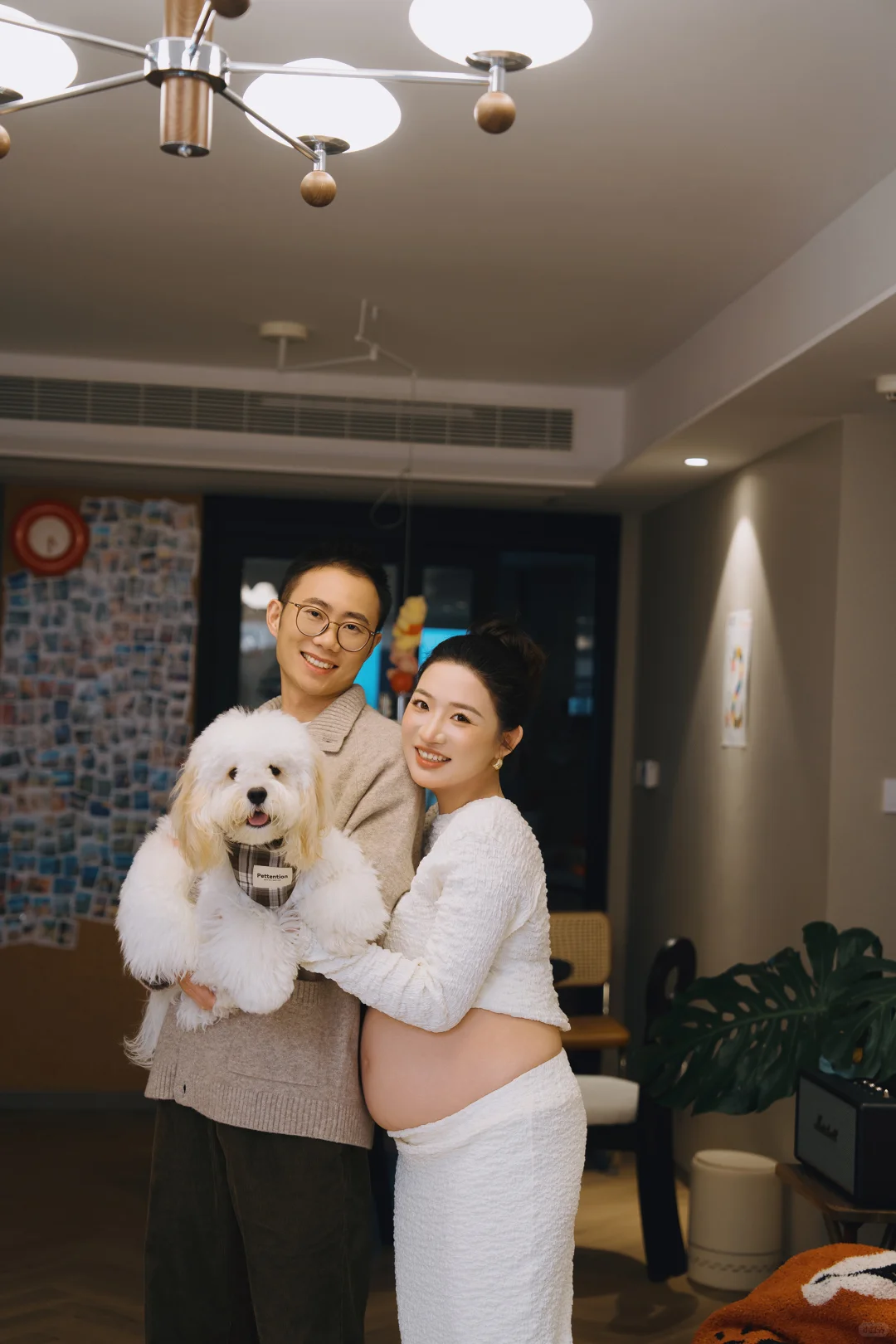 自然温馨的孕妇照当然要在家里拍啦