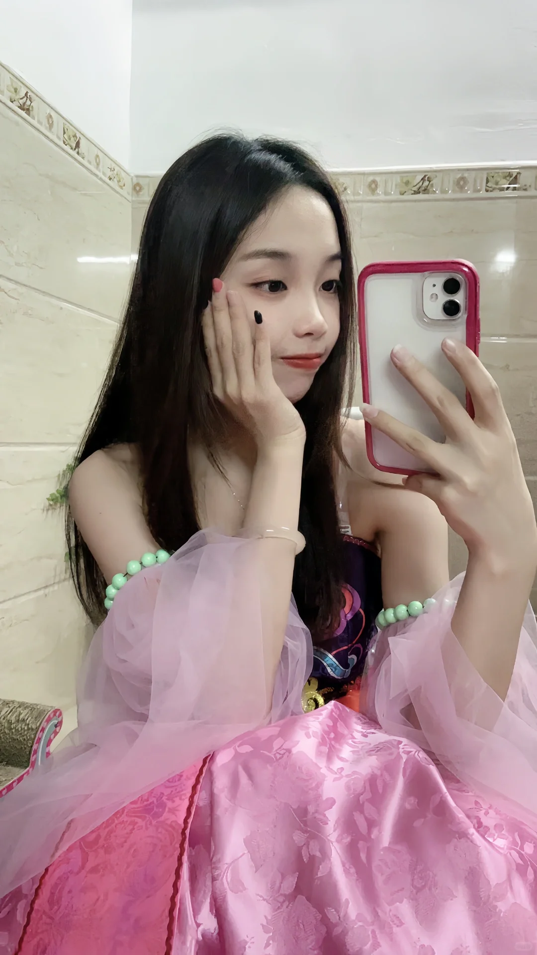 🌷✨偷穿丽宝的裙子♡⌯>ᴗo⌯ಣ