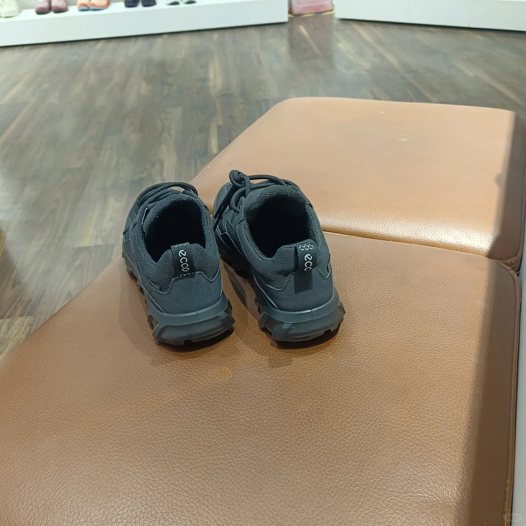 ECCO爱步女防水驱动系列35/36码￥699