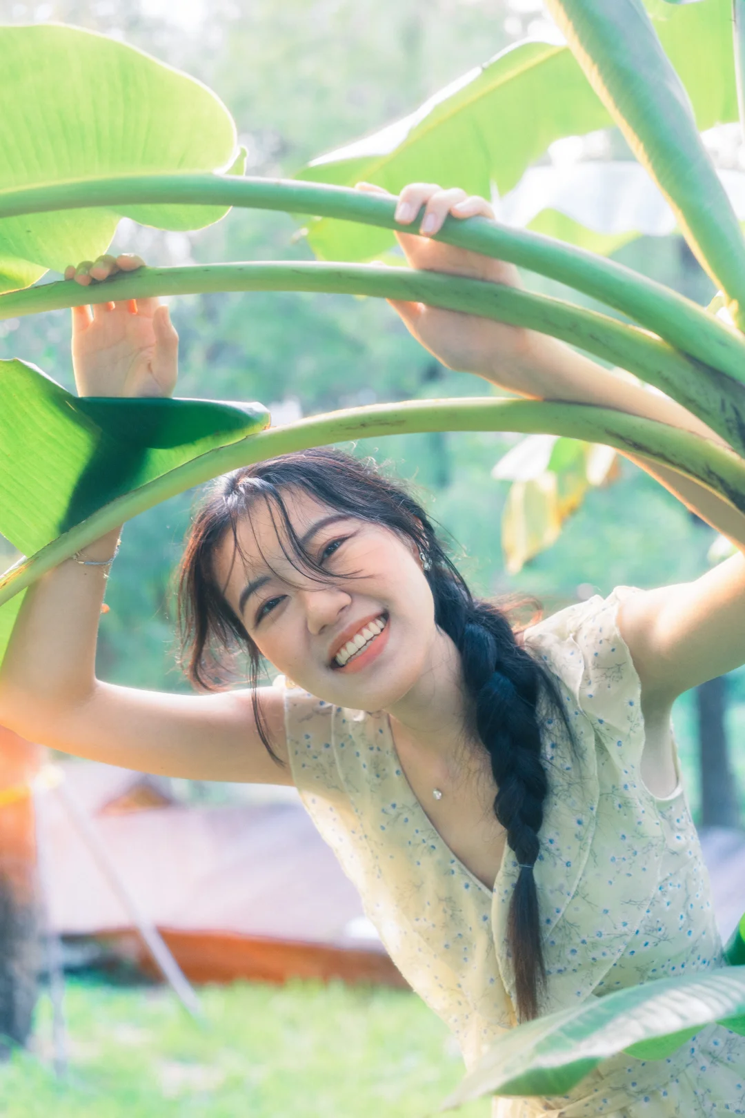 拍照吗？很自然的那种...