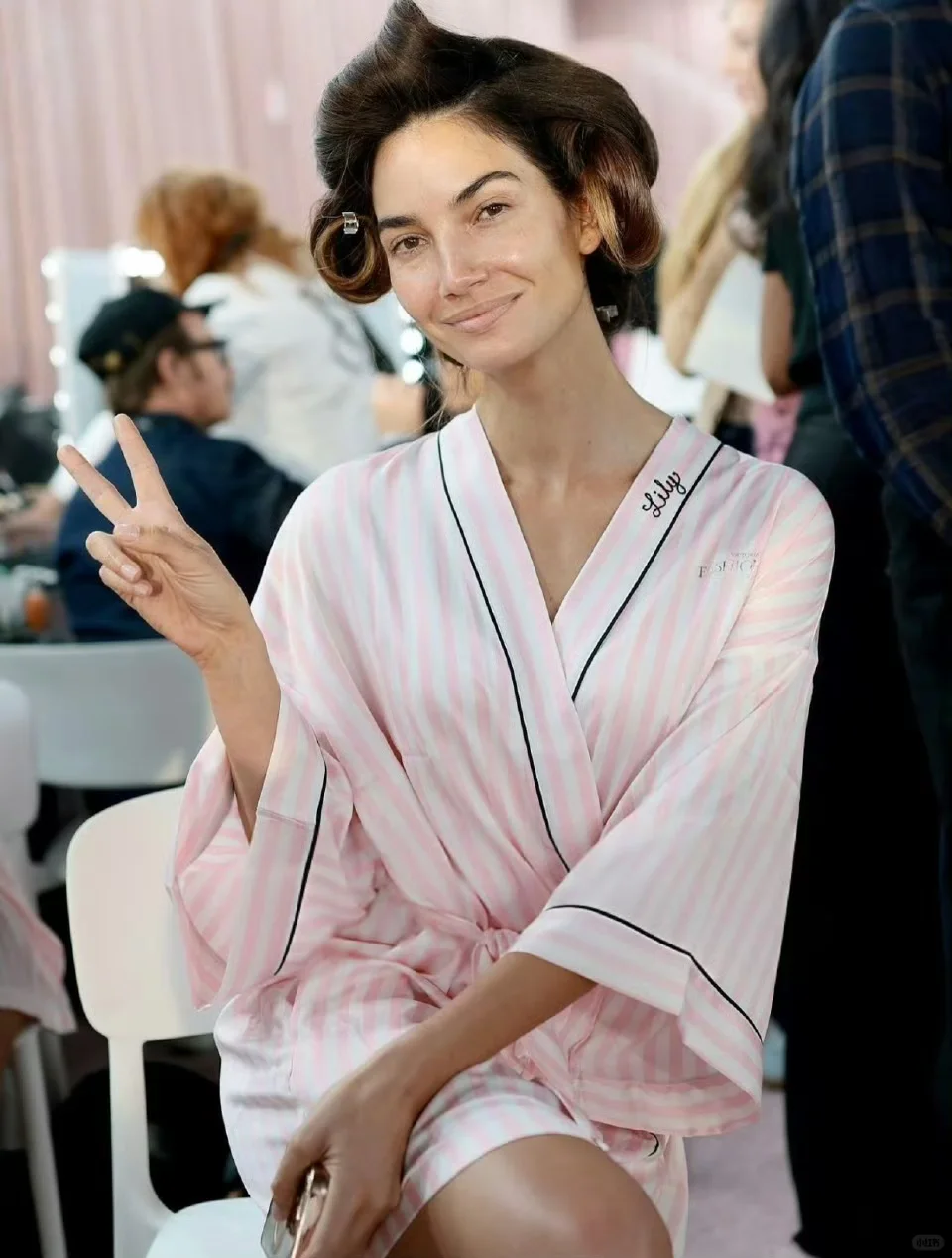 维多利亚秘密25年后台