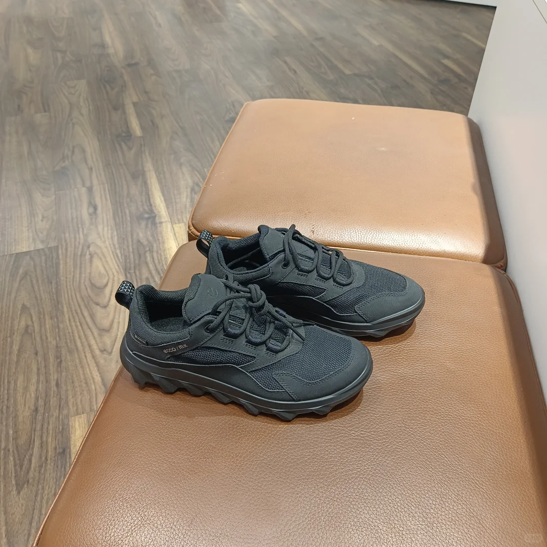 ECCO爱步女防水驱动系列35/36码￥699