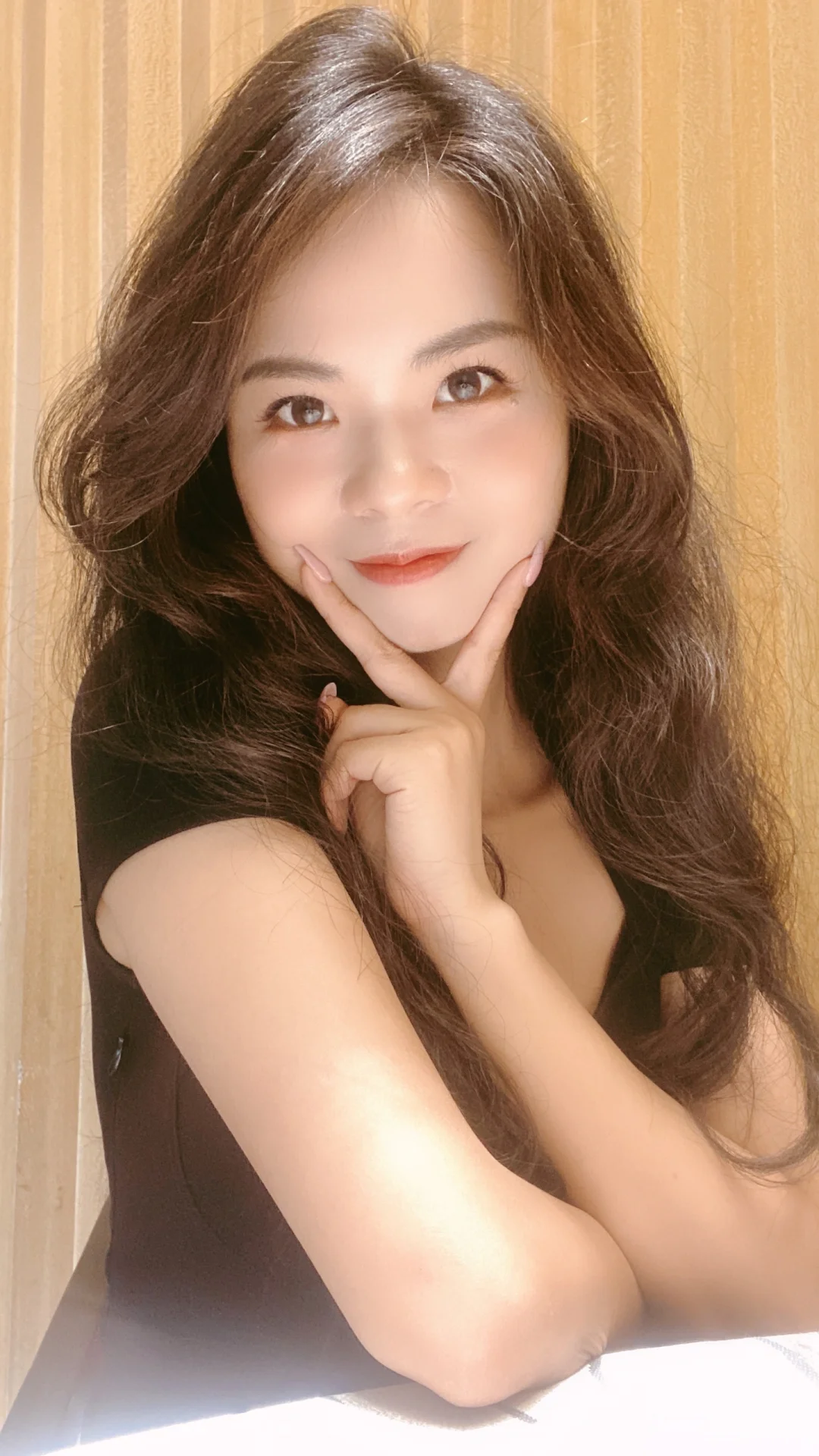 翻到自己的旧照片，不禁感叹那时又美又年轻